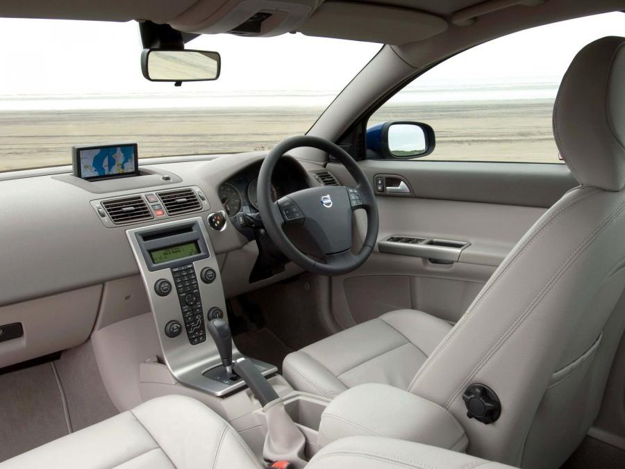 Volvo S40 D5 2004 года  (UK) (фото 10 из 12)